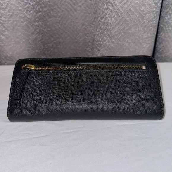 Tory Burch Robinson Slim Wallet - Picture 3 of 9